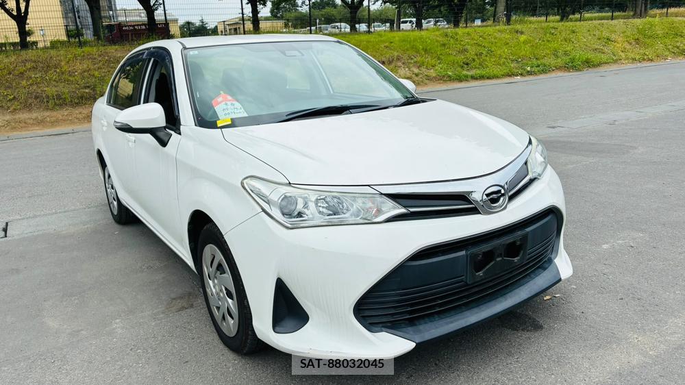 Toyota COROLLA AXIO 2019-06 8226969-6