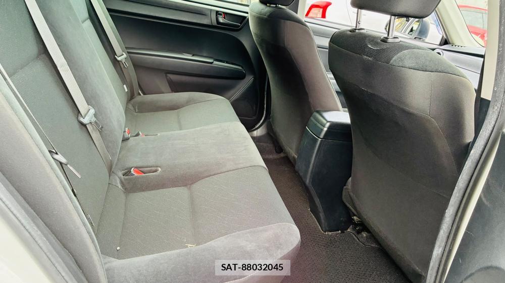 Toyota COROLLA AXIO 2019-06 8226969-8