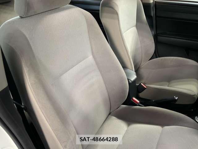 Toyota COROLLA AXIO 2015-12 8244857-16