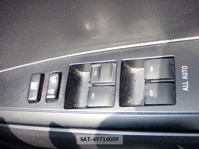 Toyota COROLLA AXIO 2020-08 8244854-17