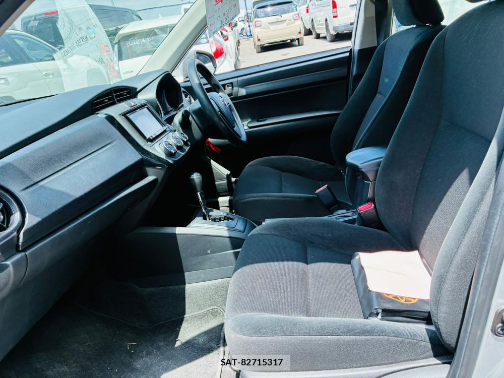 Toyota COROLLA AXIO 2019-06 8243587-10