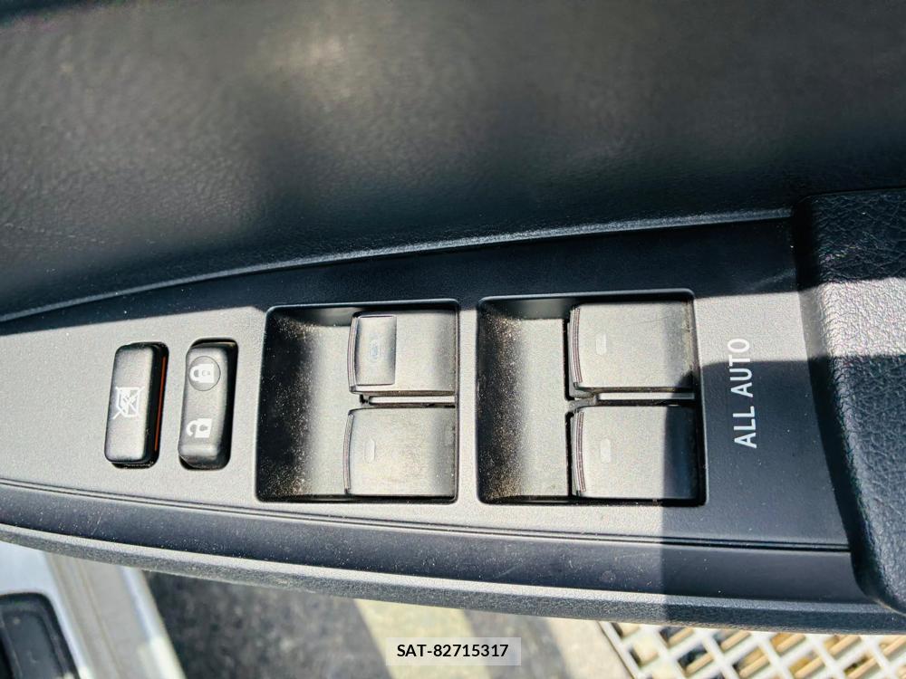 Toyota COROLLA AXIO 2019-06 8243587-21