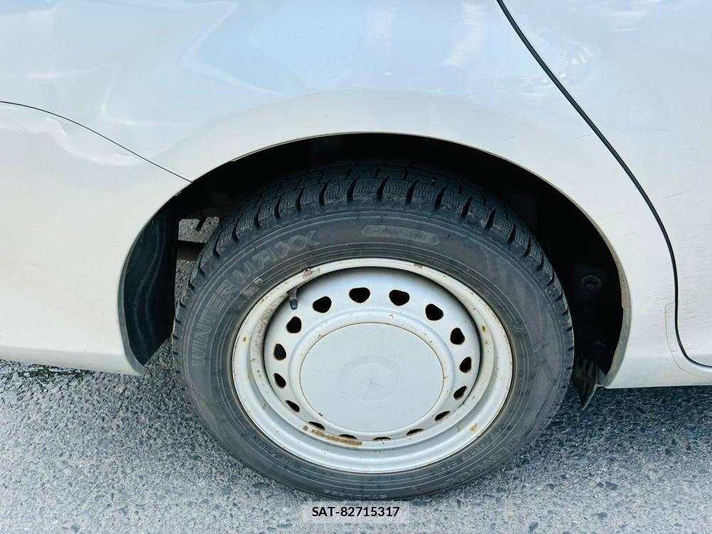 Toyota COROLLA AXIO 2019-06 8243587-26