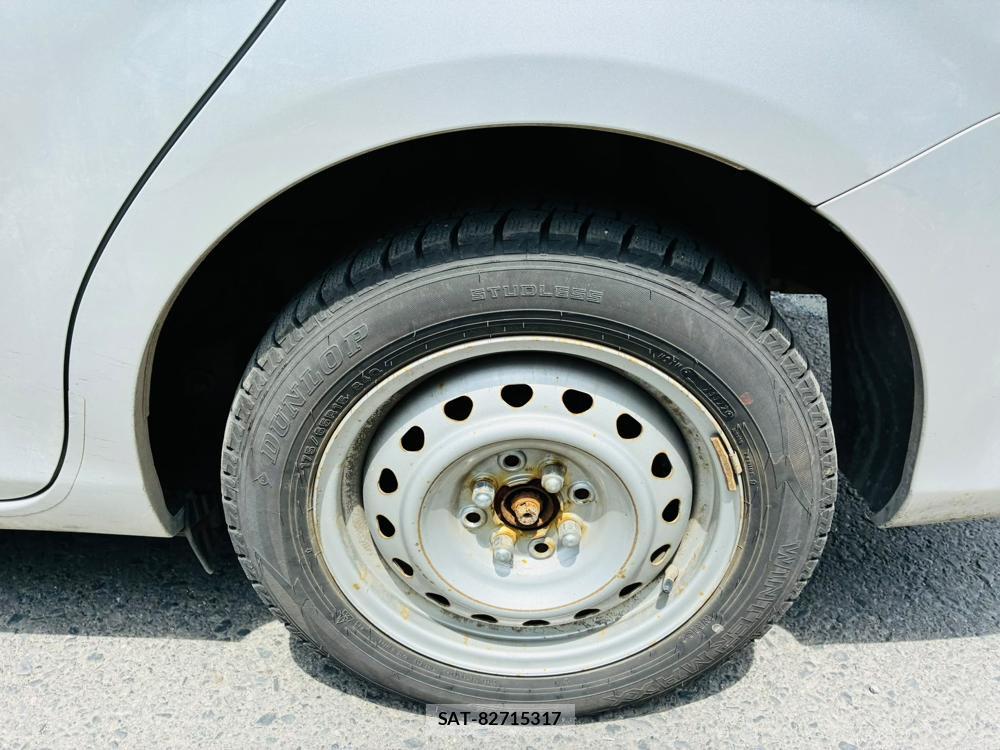 Toyota COROLLA AXIO 2019-06 8243587-29