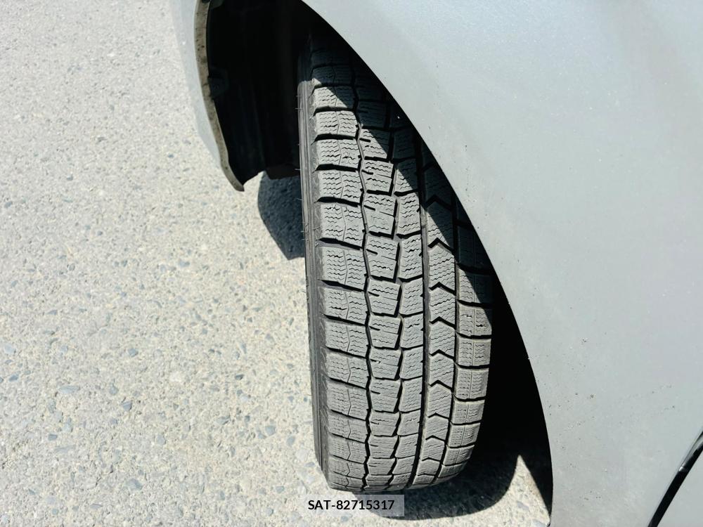 Toyota COROLLA AXIO 2019-06 8243587-30