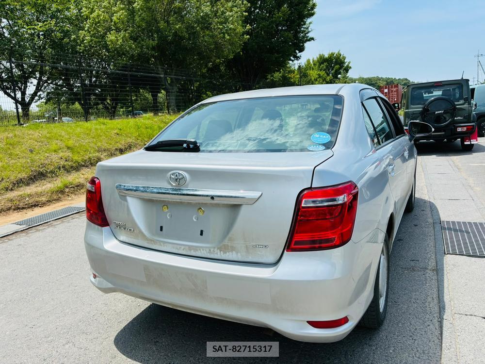Toyota COROLLA AXIO 2019-06 8243587-4