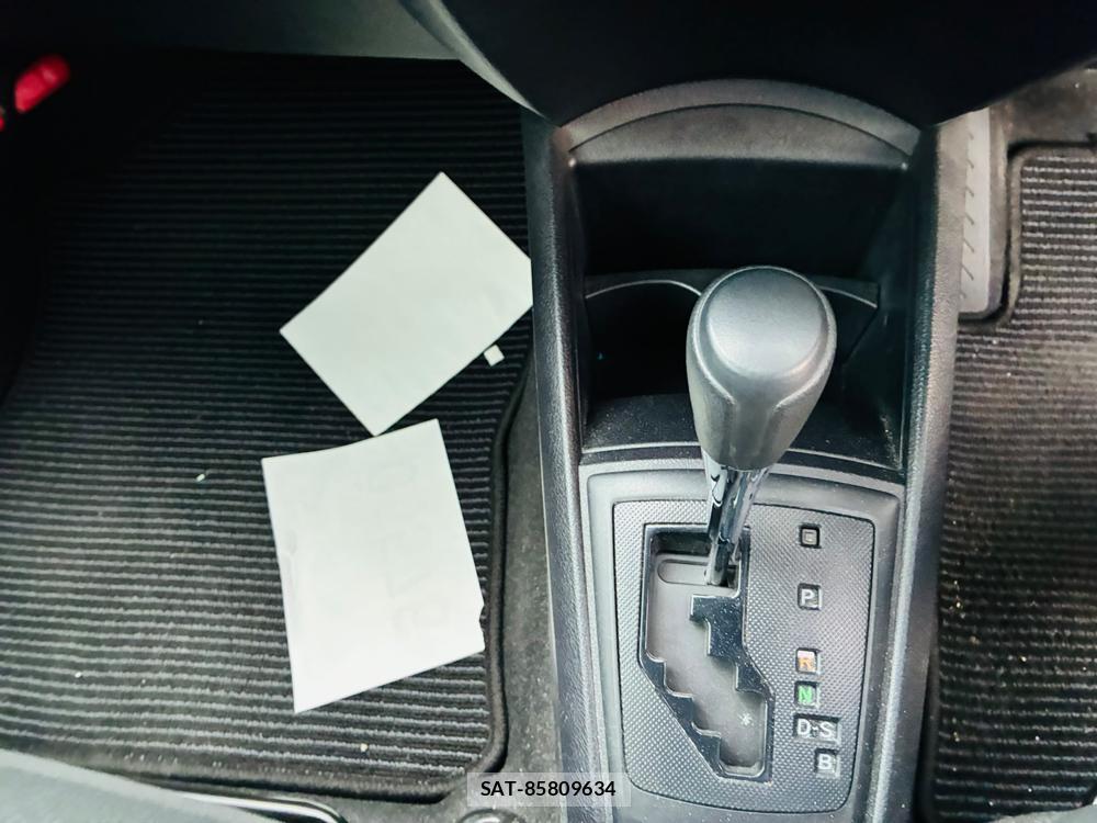 Toyota COROLLA AXIO 2019-03 8255584-19