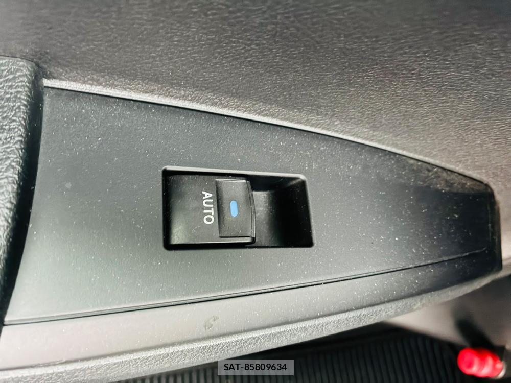 Toyota COROLLA AXIO 2019-03 8255584-23
