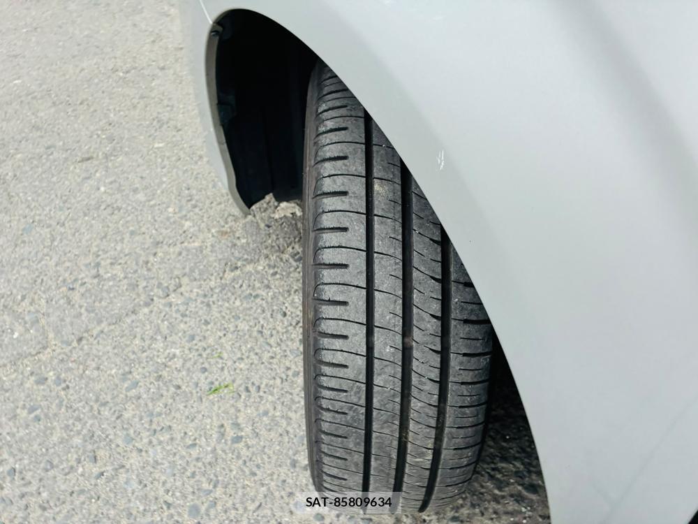 Toyota COROLLA AXIO 2019-03 8255584-30