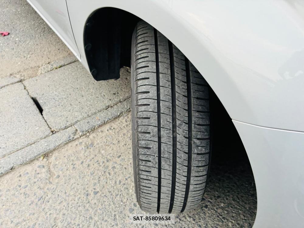 Toyota COROLLA AXIO 2019-03 8255584-31