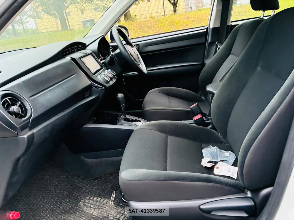 Toyota COROLLA AXIO 2019-06 8184135-10