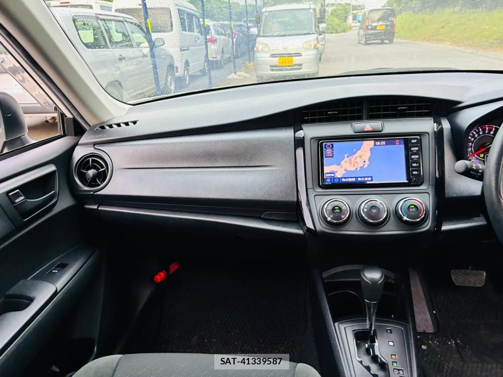 Toyota COROLLA AXIO 2019-06 8184135-17