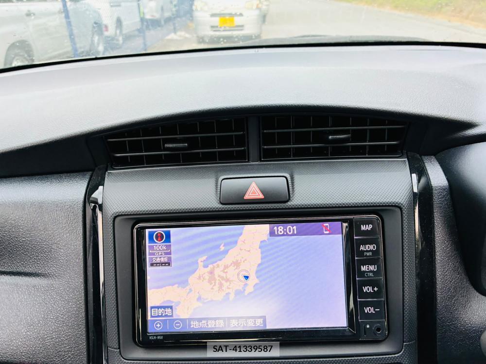 Toyota COROLLA AXIO 2019-06 8184135-18