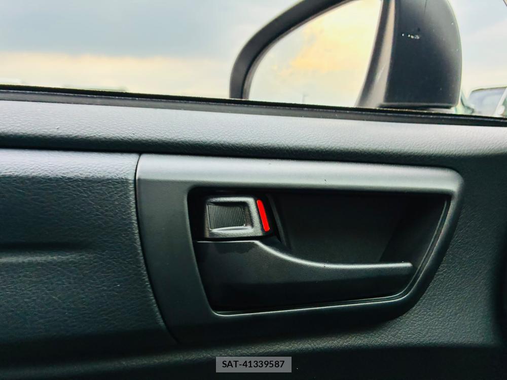 Toyota COROLLA AXIO 2019-06 8184135-23