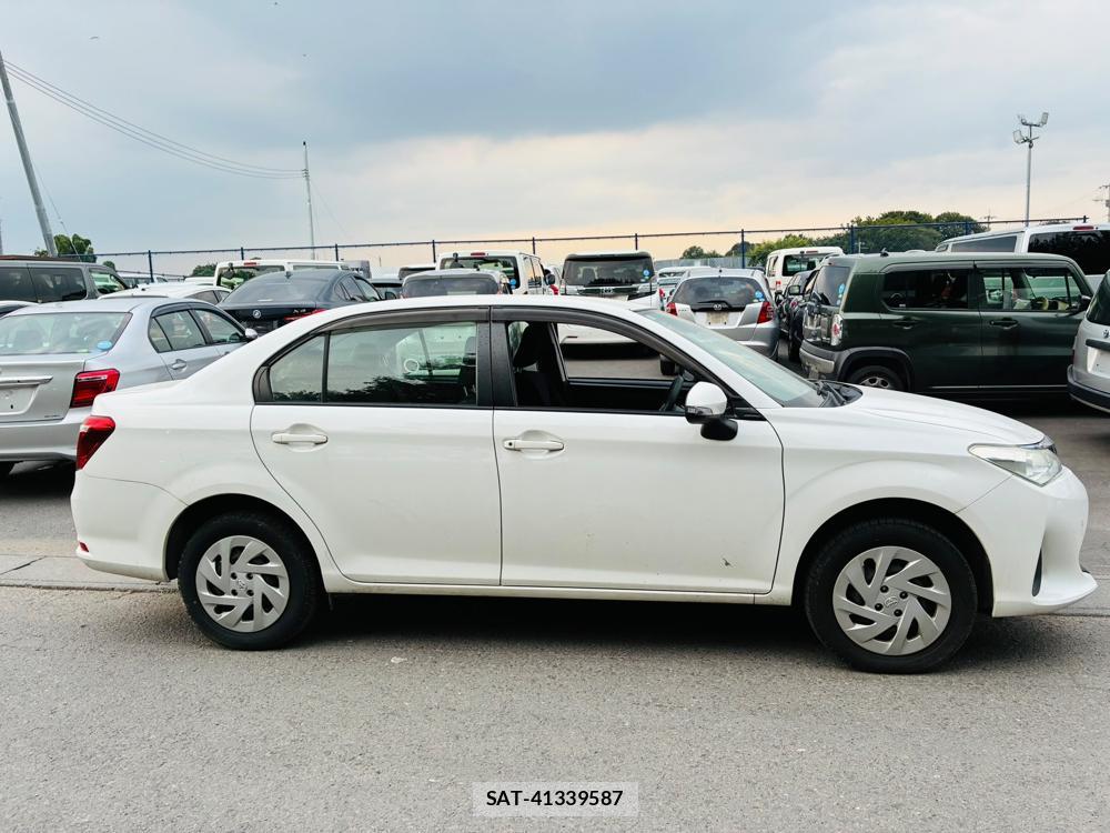 Toyota COROLLA AXIO 2019-06 8184135-5
