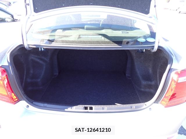 Toyota COROLLA AXIO 2020-12 8282305-15