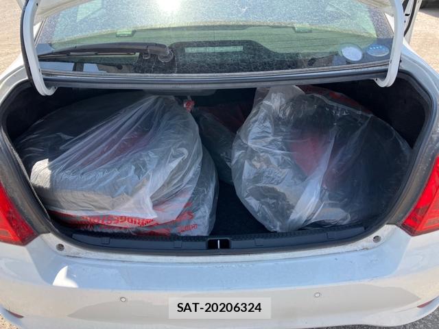 Toyota COROLLA AXIO 2019-04 8282301-10