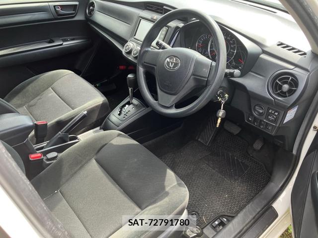 Toyota COROLLA AXIO 2019-03 8282298-5