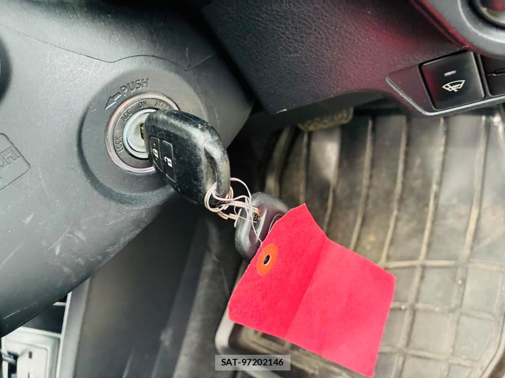 Toyota COROLLA AXIO 2019-07 8144156-16