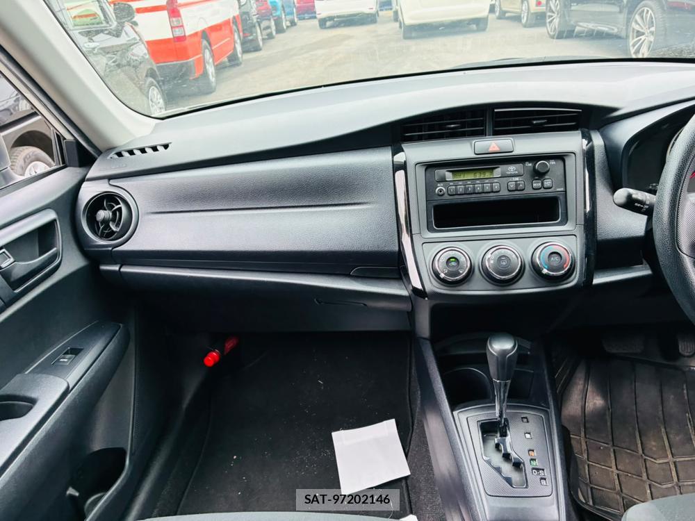 Toyota COROLLA AXIO 2019-07 8144156-17