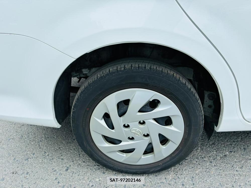 Toyota COROLLA AXIO 2019-07 8144156-26