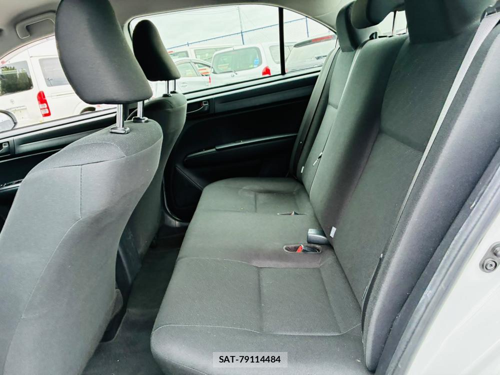 Toyota COROLLA AXIO 2020-07 8199198-9