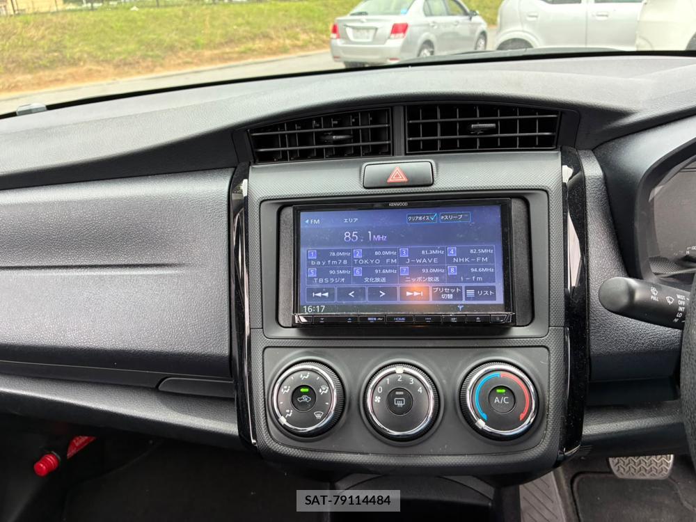 Toyota COROLLA AXIO 2020-07 8199198-19