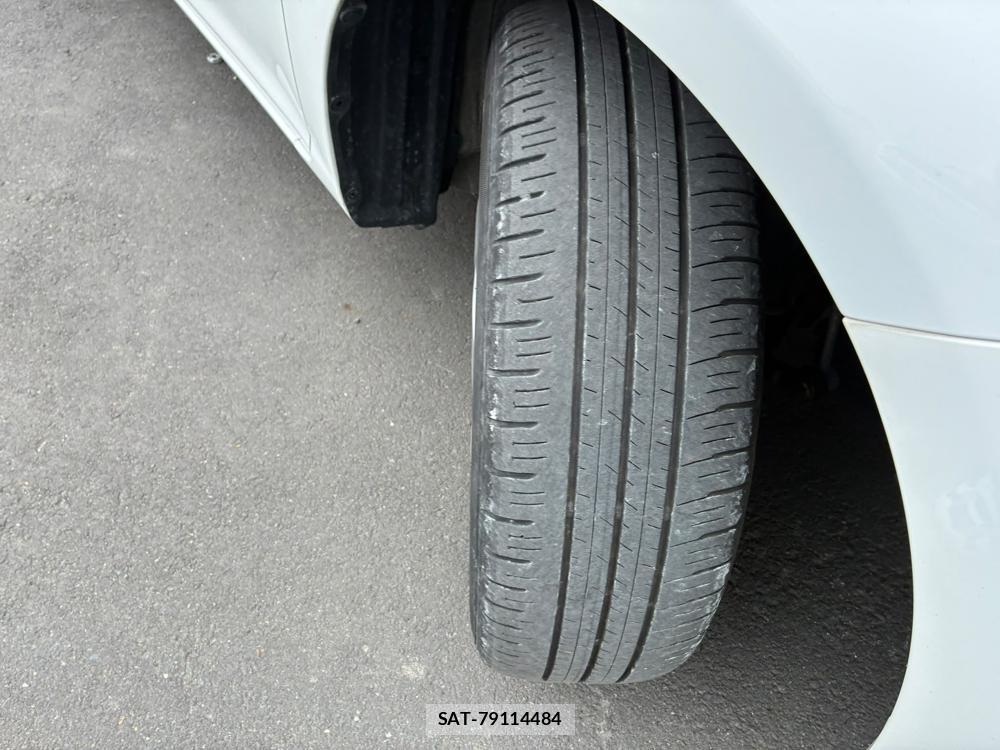 Toyota COROLLA AXIO 2020-07 8199198-32