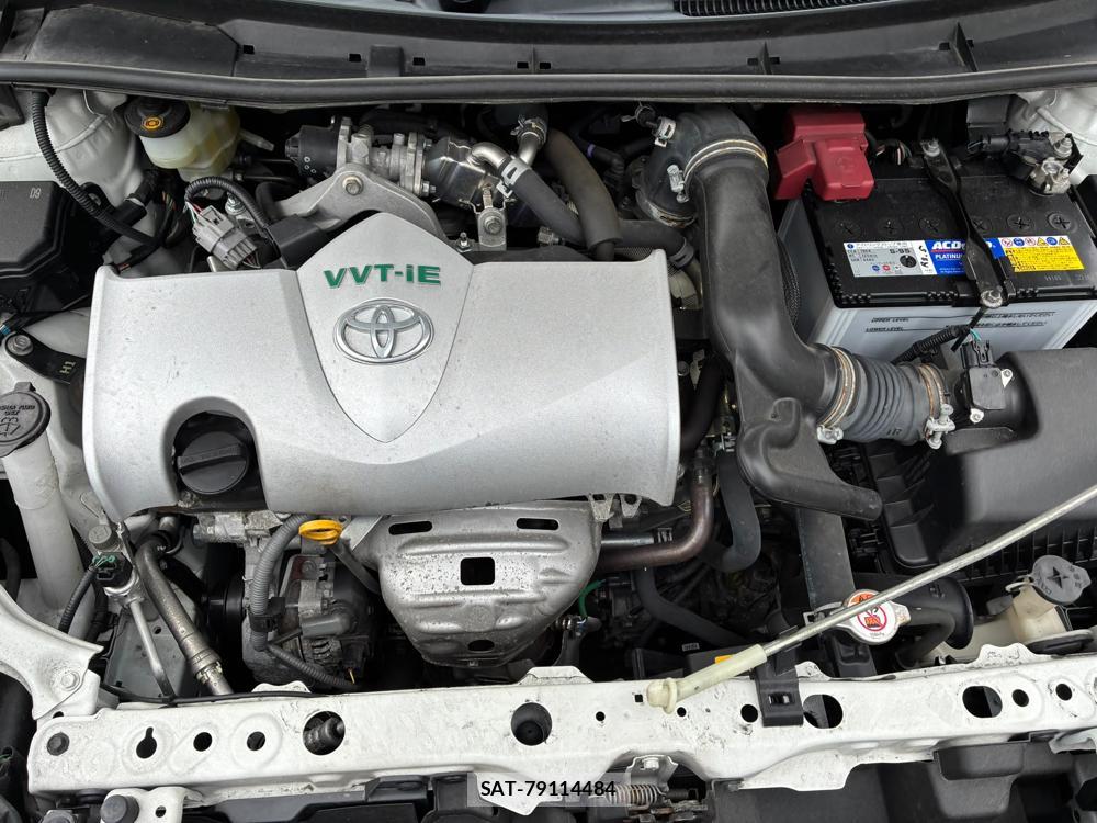 Toyota COROLLA AXIO 2020-07 8199198-38