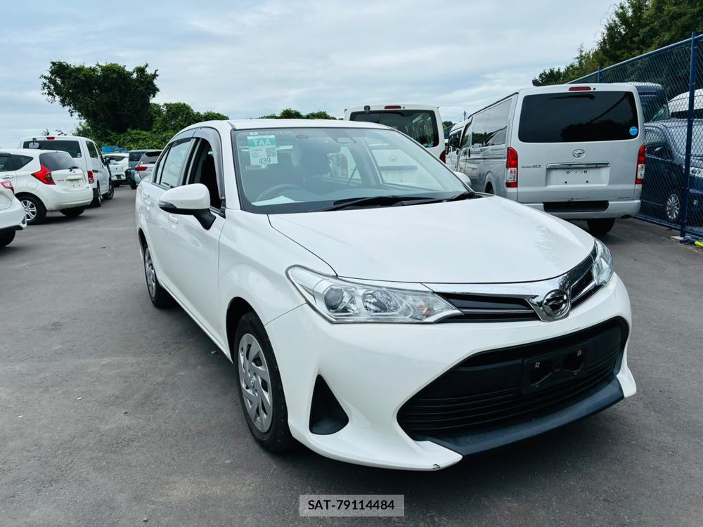 Toyota COROLLA AXIO 2020-07 8199198-6