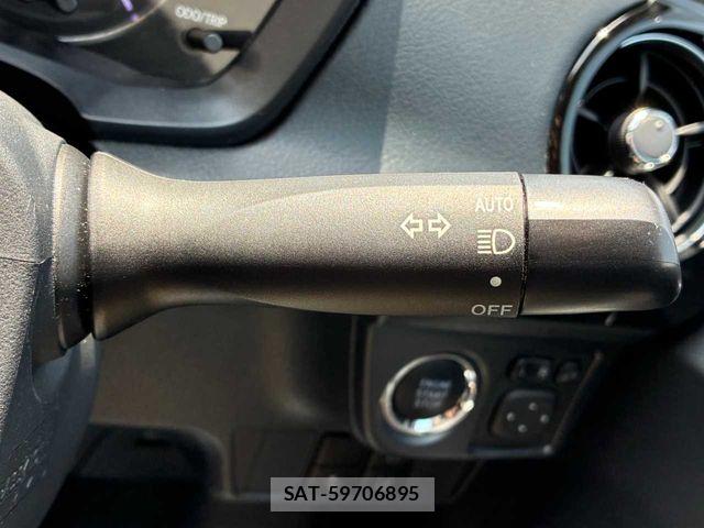 Toyota COROLLA AXIO 2017-11 8313742-9