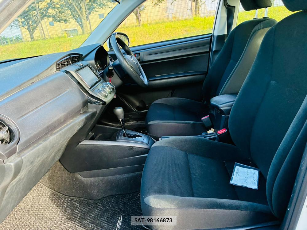 Toyota COROLLA AXIO 2019-03 7958670-10