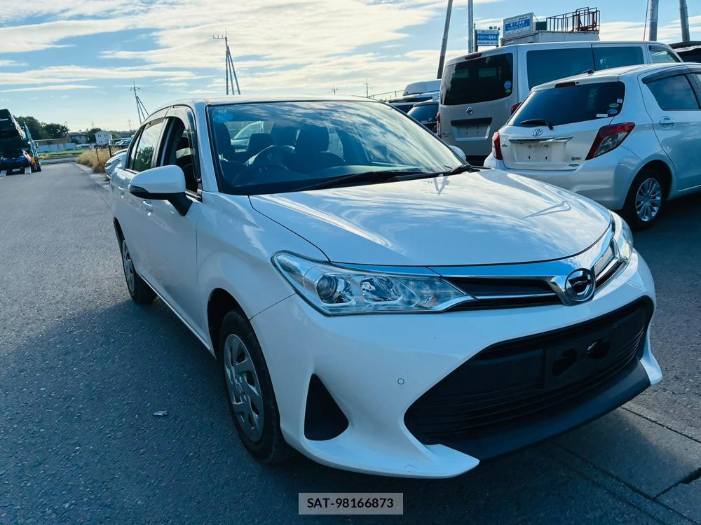 Toyota COROLLA AXIO 2019-03 7958670-6
