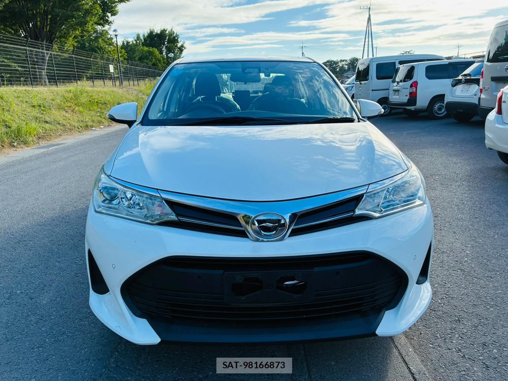 Toyota COROLLA AXIO 2019-03 7958670-7