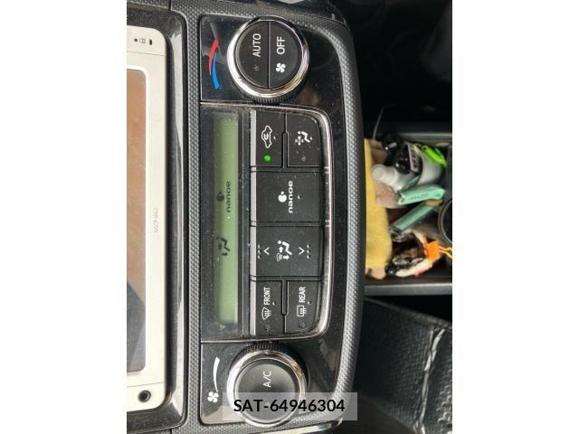 Toyota COROLLA AXIO 2012-07 8335256-17