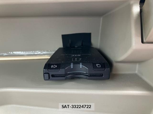 Toyota COROLLA AXIO 2012-01 8335257-15
