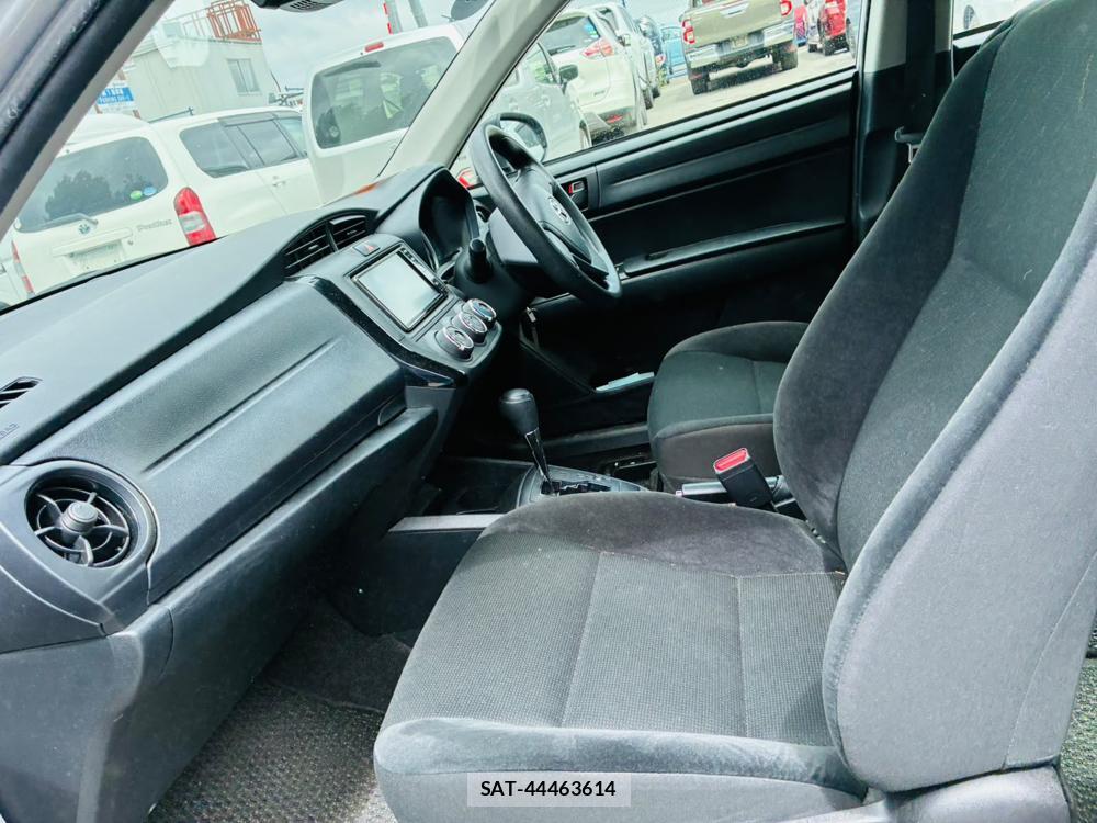 Toyota COROLLA AXIO 2019-07 8298898-10