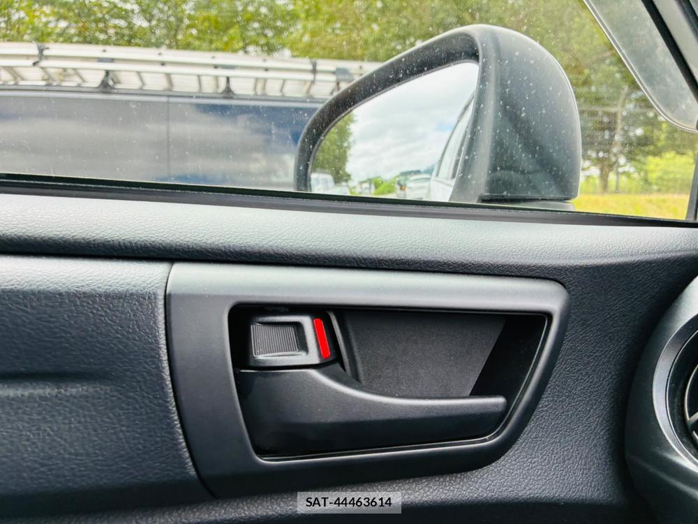 Toyota COROLLA AXIO 2019-07 8298898-23