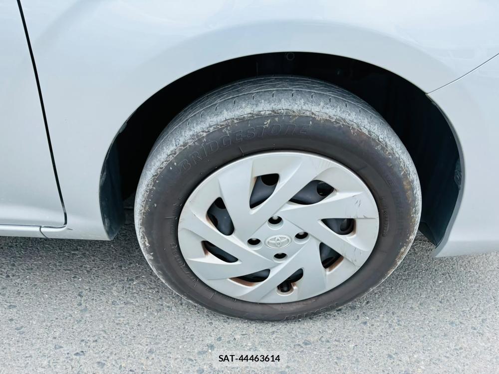 Toyota COROLLA AXIO 2019-07 8298898-29