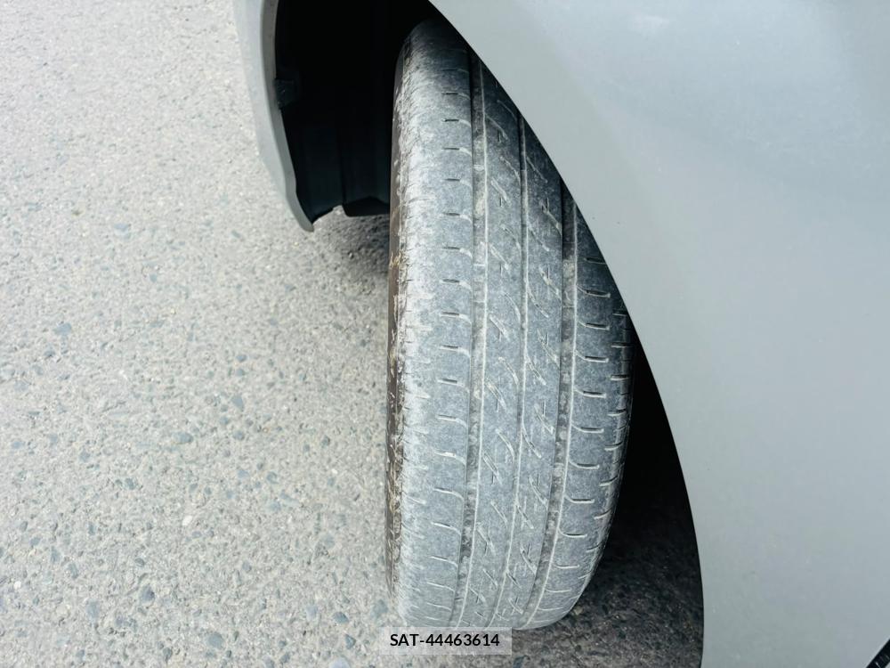 Toyota COROLLA AXIO 2019-07 8298898-32