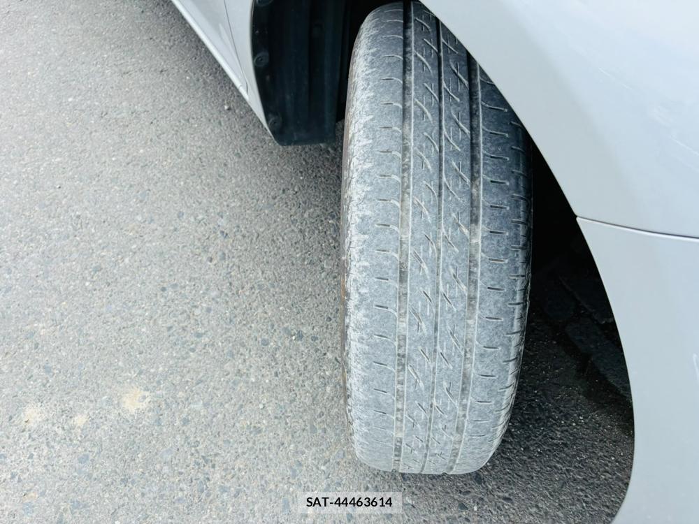 Toyota COROLLA AXIO 2019-07 8298898-33