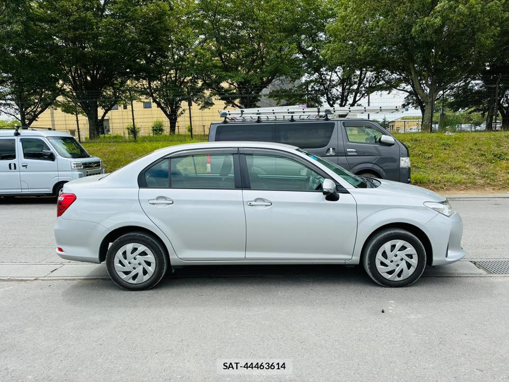 Toyota COROLLA AXIO 2019-07 8298898-5
