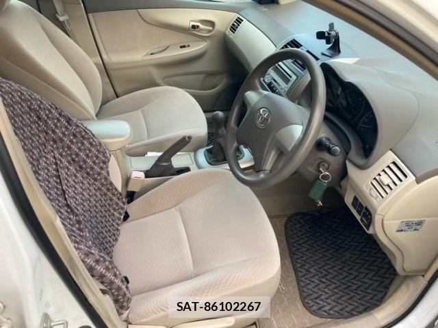 Toyota COROLLA AXIO 2011-09 8335255-14