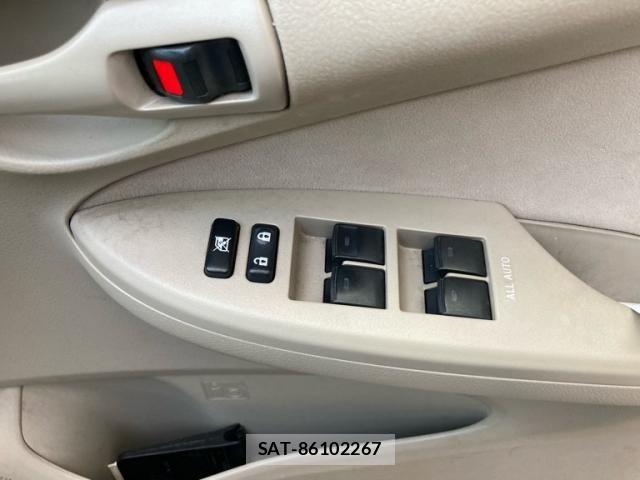 Toyota COROLLA AXIO 2011-09 8335255-18