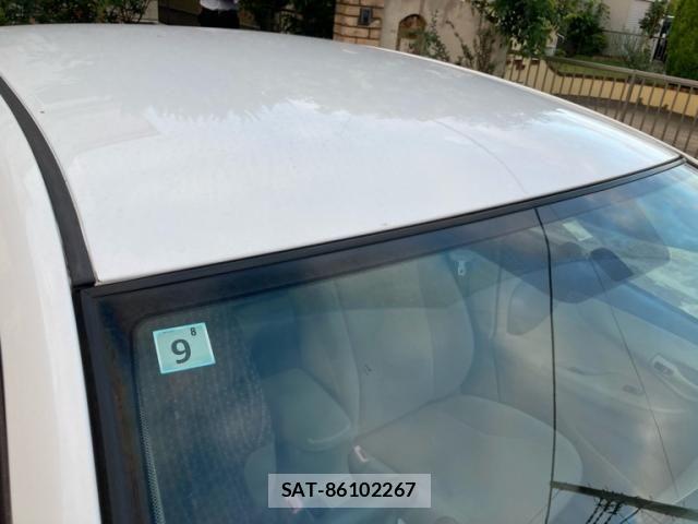 Toyota COROLLA AXIO 2011-09 8335255-19