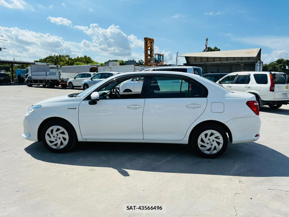 Toyota COROLLA AXIO 2019-07 8225912-1