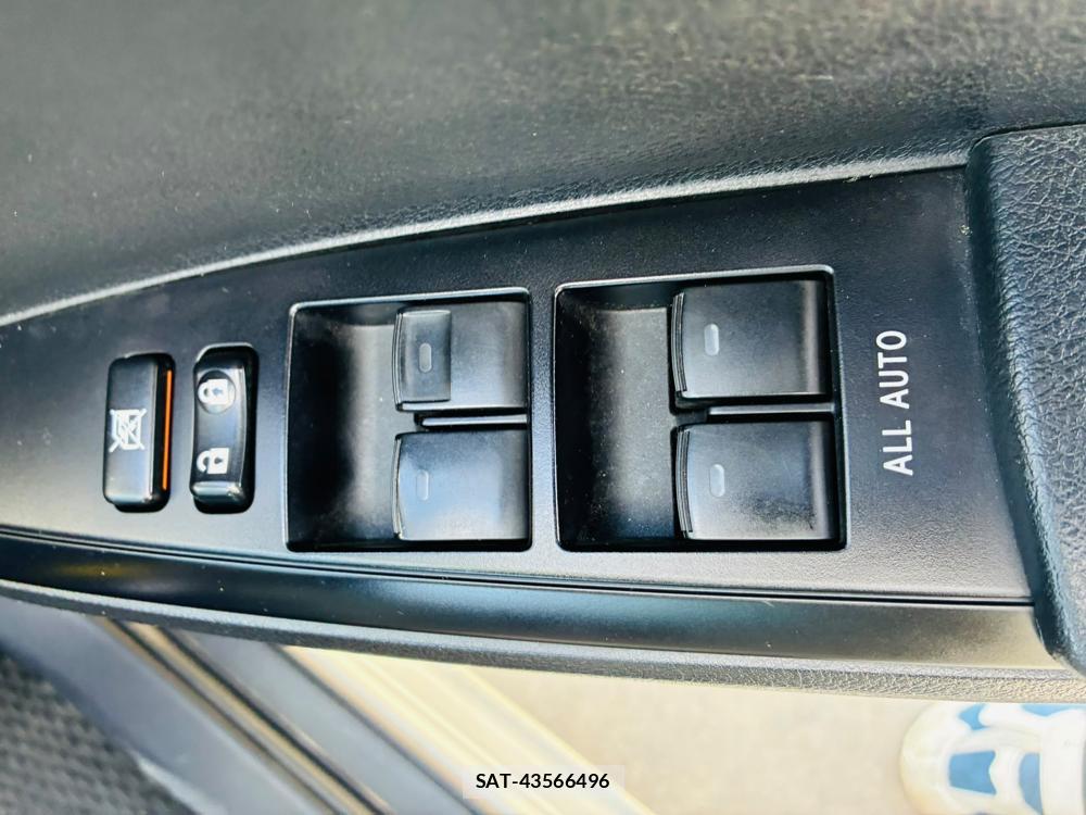 Toyota COROLLA AXIO 2019-07 8225912-21