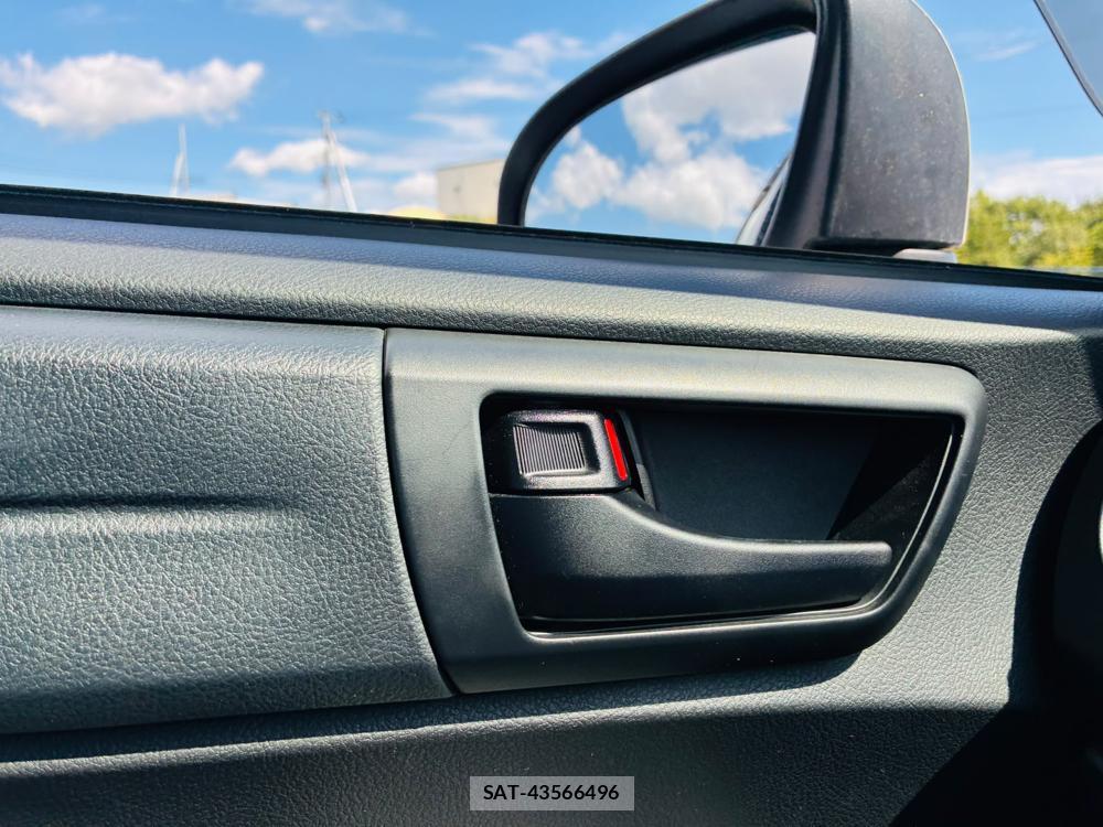 Toyota COROLLA AXIO 2019-07 8225912-22
