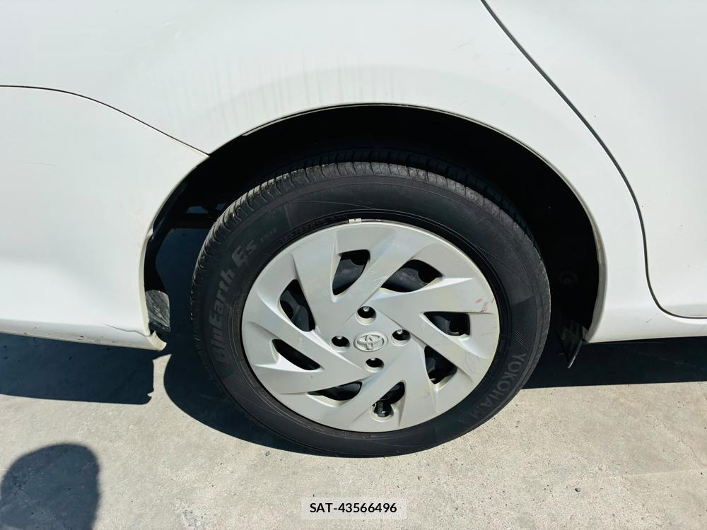 Toyota COROLLA AXIO 2019-07 8225912-26