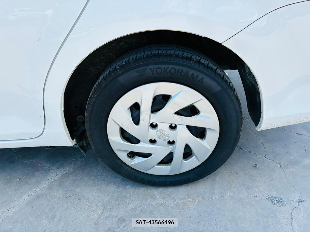 Toyota COROLLA AXIO 2019-07 8225912-29
